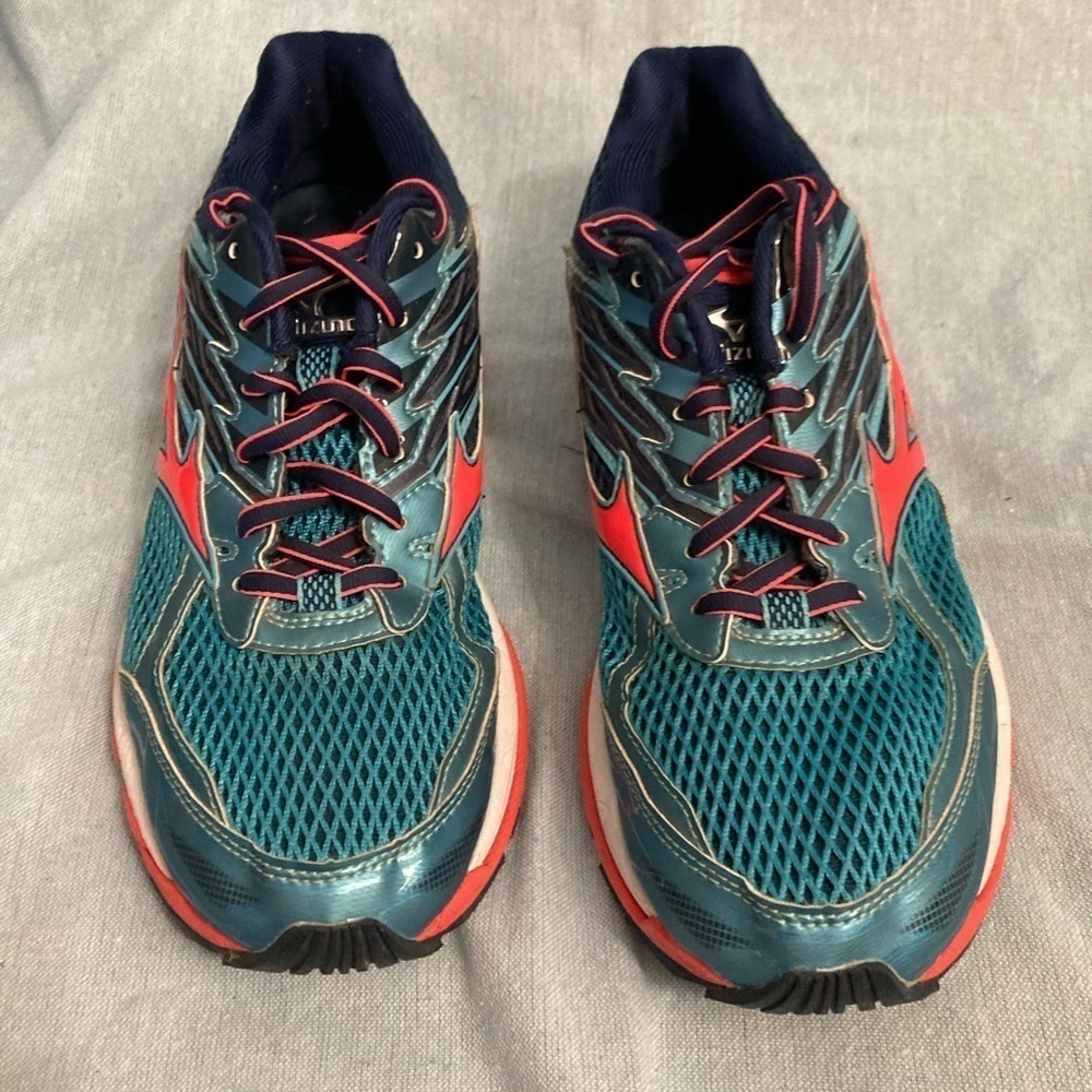 Mizuno Wave Paradox 3 Turquoise Sneakers Running Size 9